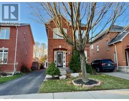 2488 CAPILANO CRESCENT, Oakville, Ontario