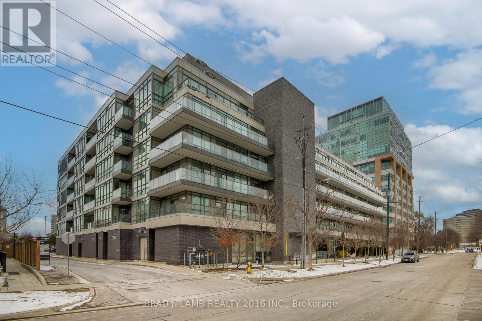 214 - 8 FIELDWAY ROAD, Toronto, Ontario