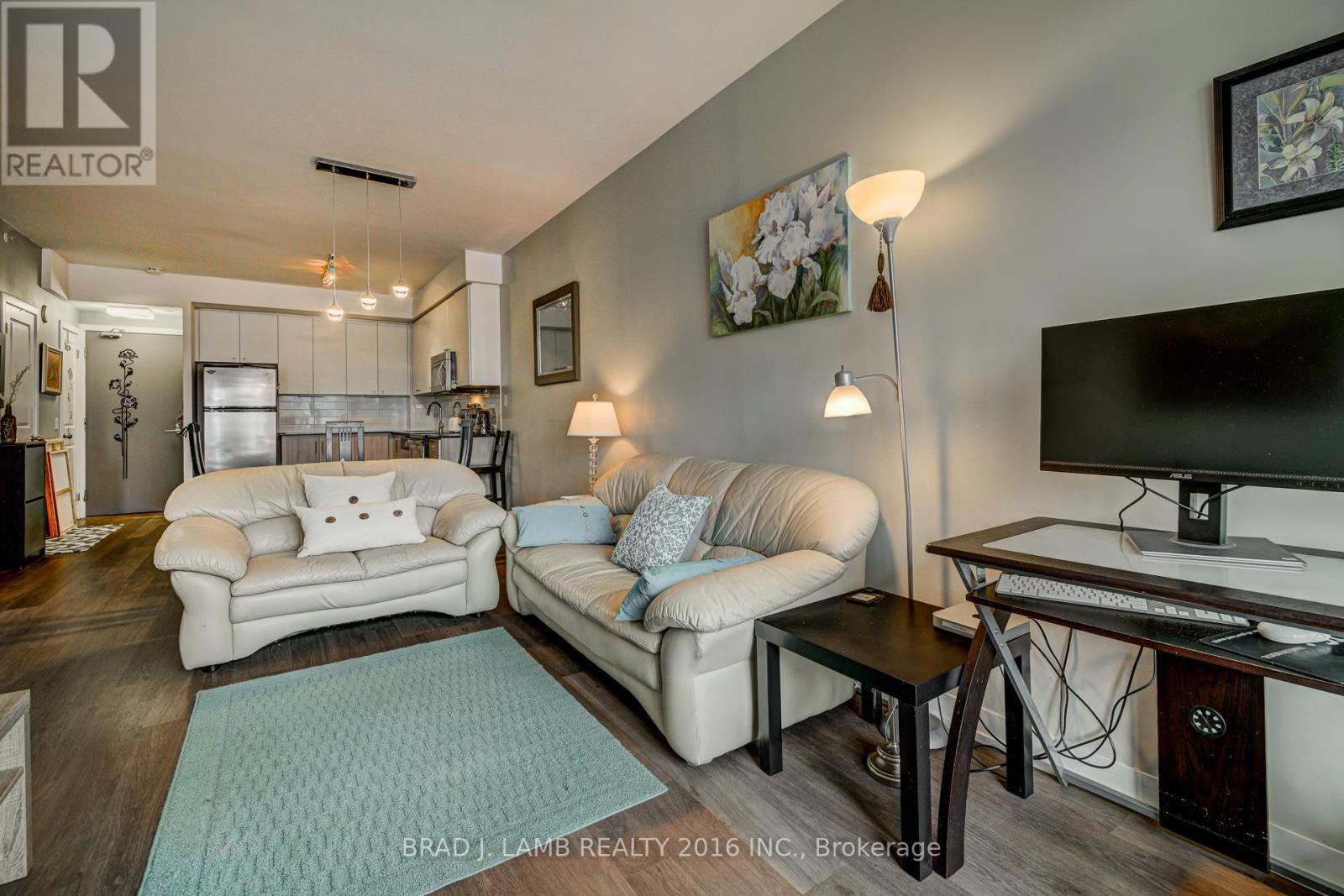 214 - 8 Fieldway Road, Toronto, Ontario  M8Z 0C3 - Photo 17 - W12558454