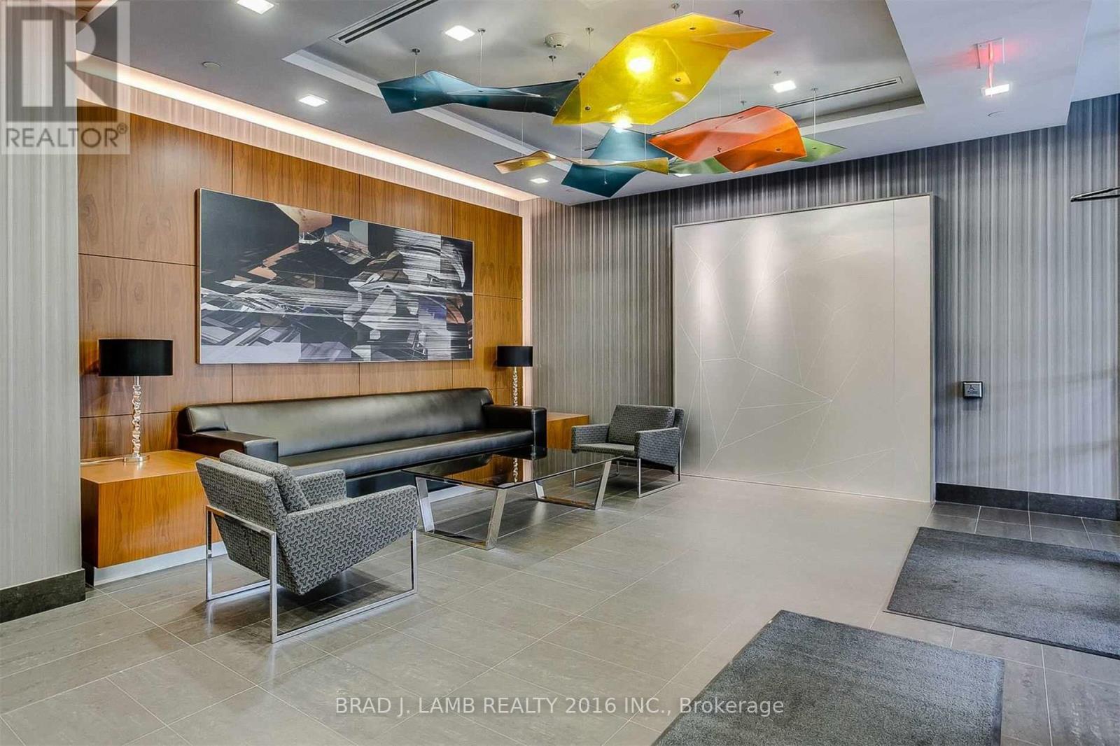 214 - 8 Fieldway Road, Toronto, Ontario  M8Z 0C3 - Photo 4 - W12558454