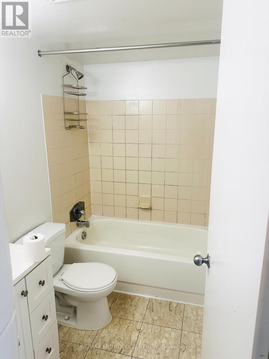 602 - 61 Markbrook Lane, Toronto, Ontario  M9V 5E7 - Photo 6 - W12558464