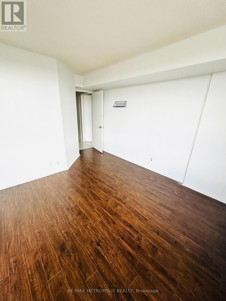 602 - 61 Markbrook Lane, Toronto, Ontario  M9V 5E7 - Photo 9 - W12558464