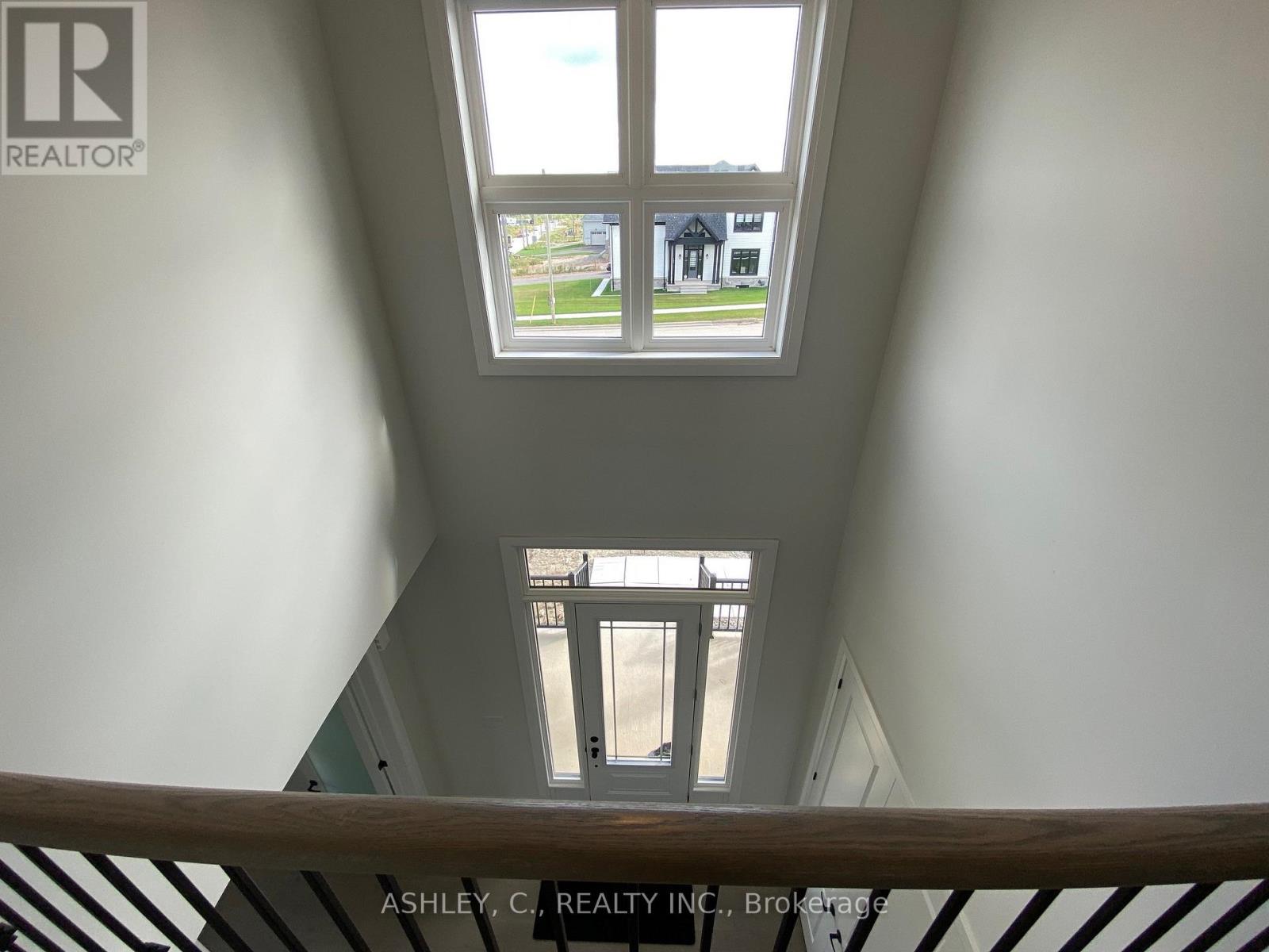 118 William Crisp Drive, Caledon, Ontario  L7K 2R7 - Photo 13 - W12558482