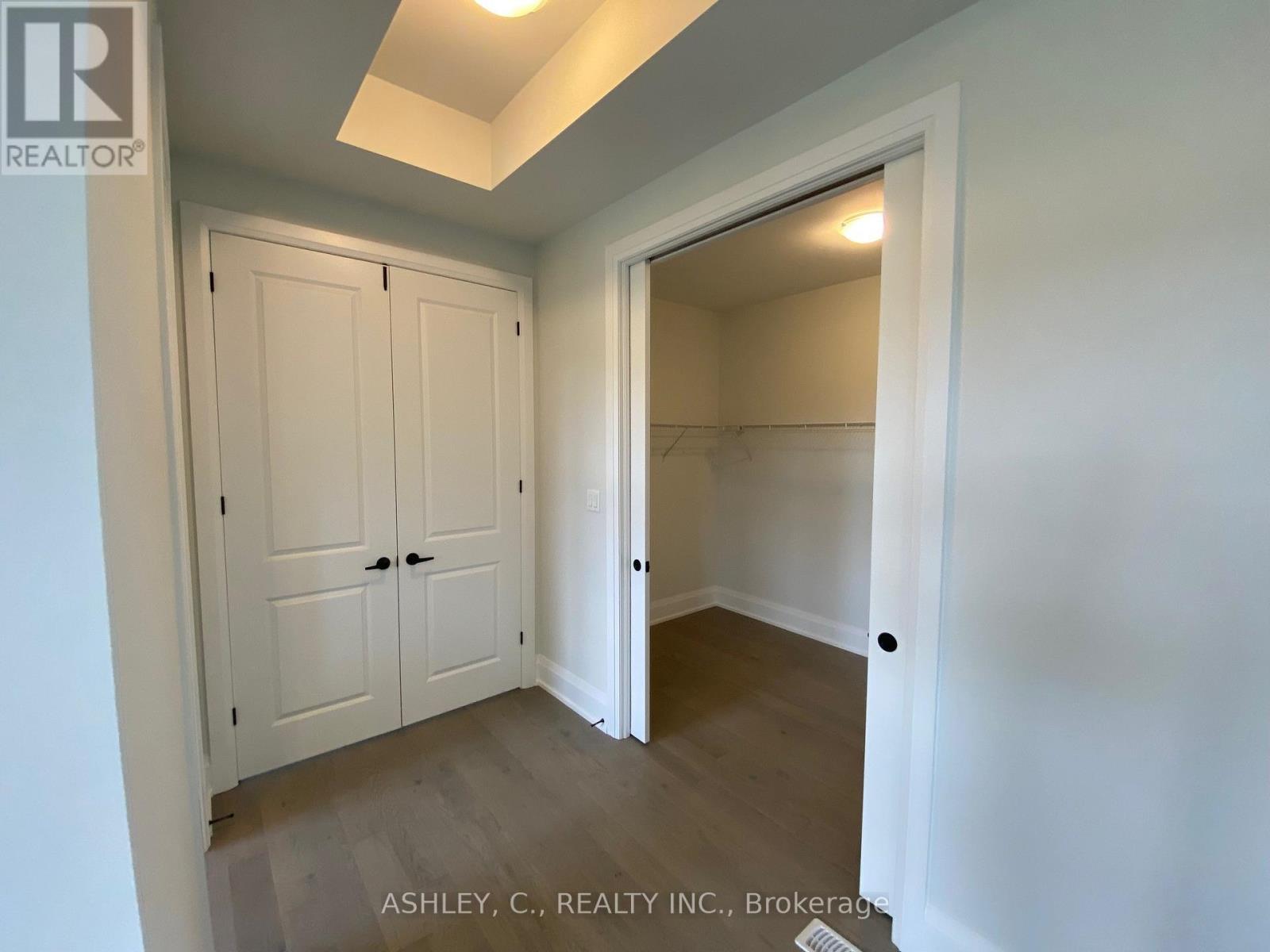 118 William Crisp Drive, Caledon, Ontario  L7K 2R7 - Photo 14 - W12558482