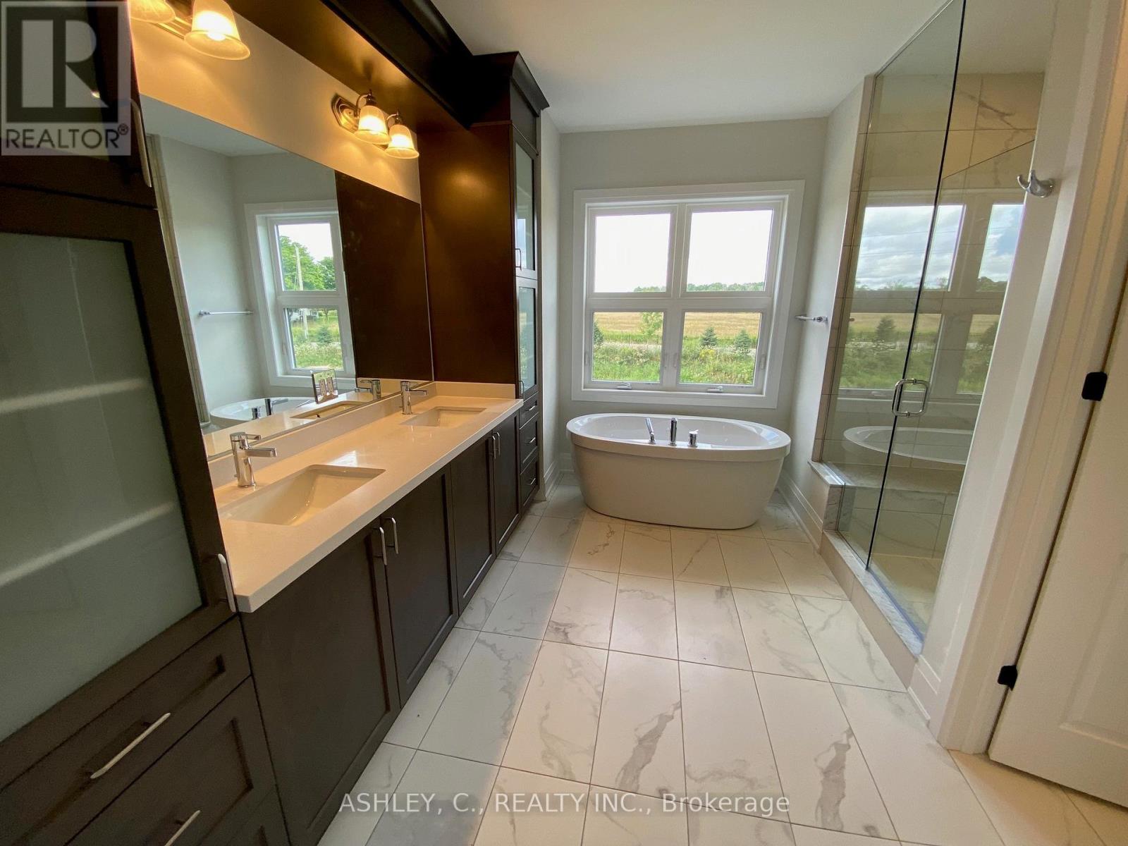 118 William Crisp Drive, Caledon, Ontario  L7K 2R7 - Photo 16 - W12558482