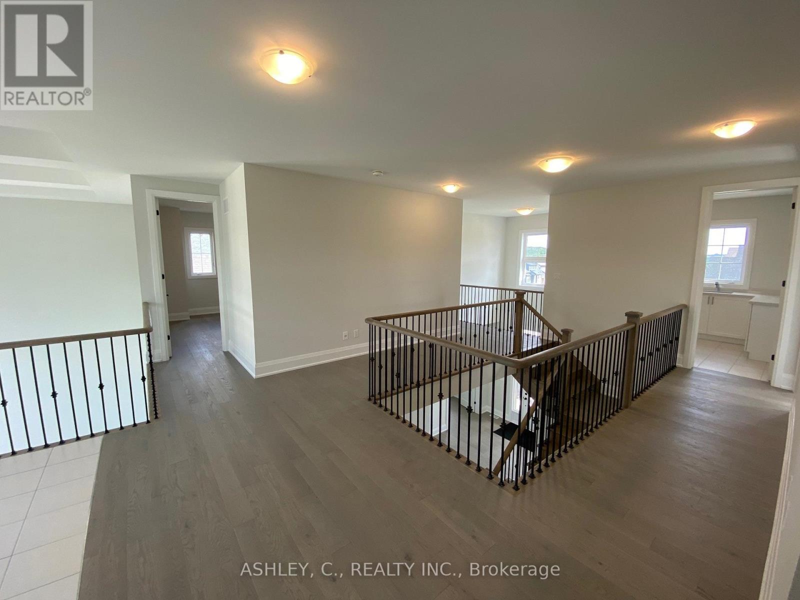 118 William Crisp Drive, Caledon, Ontario  L7K 2R7 - Photo 18 - W12558482