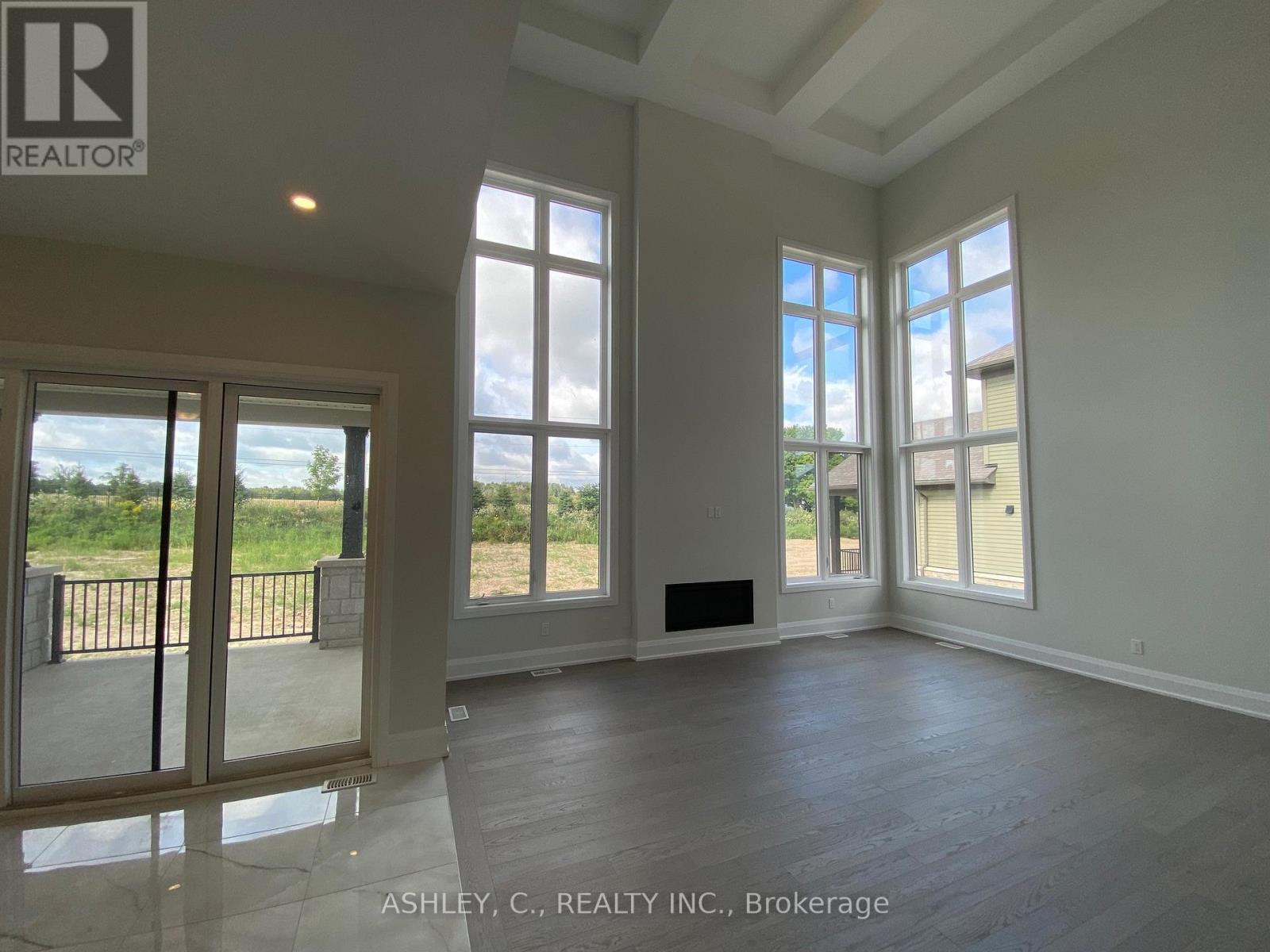 118 William Crisp Drive, Caledon, Ontario  L7K 2R7 - Photo 7 - W12558482