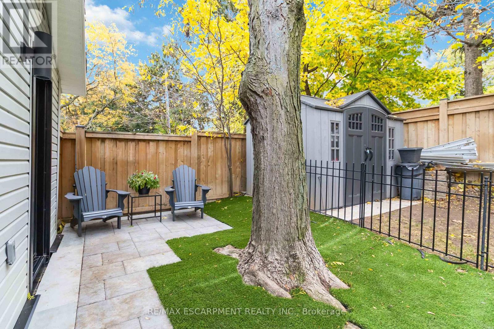 2 - 1332 Majestic Drive, Burlington, Ontario  L7M 1G3 - Photo 22 - W12558500