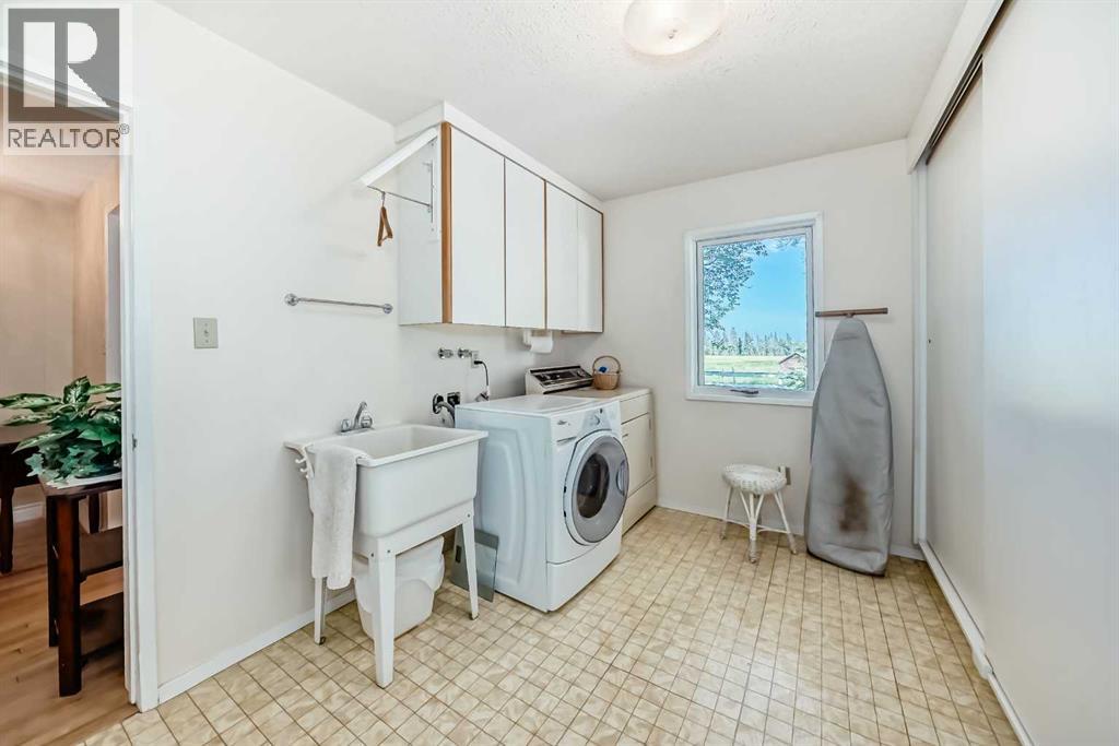 440042 Range Road 274, Rural Ponoka County, Alberta  T4J 1R4 - Photo 25 - A2245277