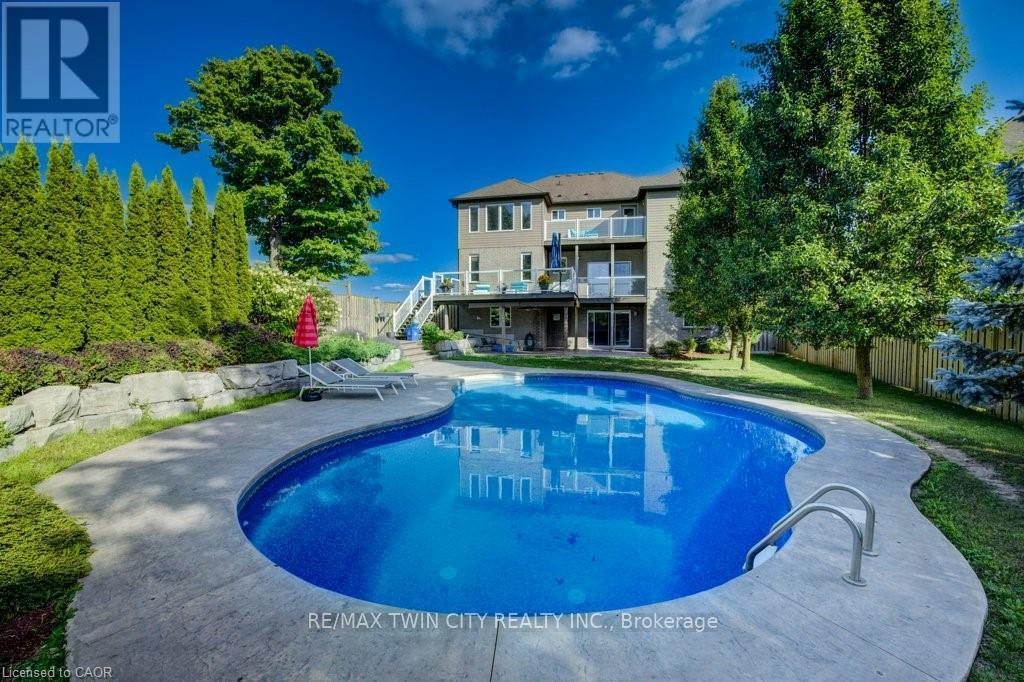 215 Hostetler Road, Wilmot, Ontario  N3A 0B1 - Photo 2 - X12558316