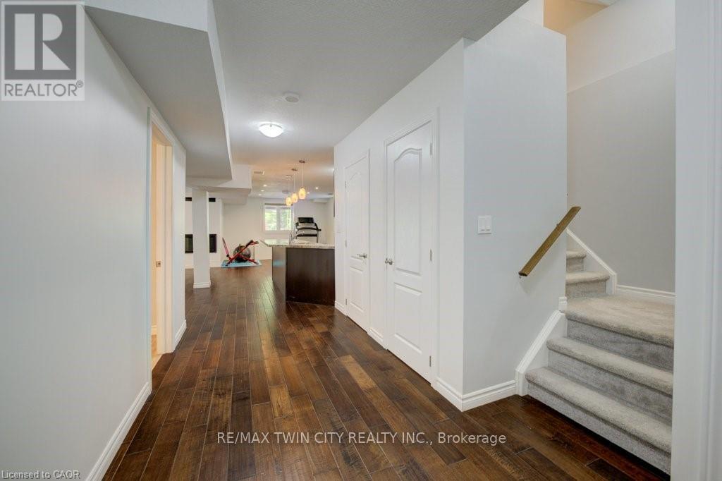 215 Hostetler Road, Wilmot, Ontario  N3A 0B1 - Photo 32 - X12558316