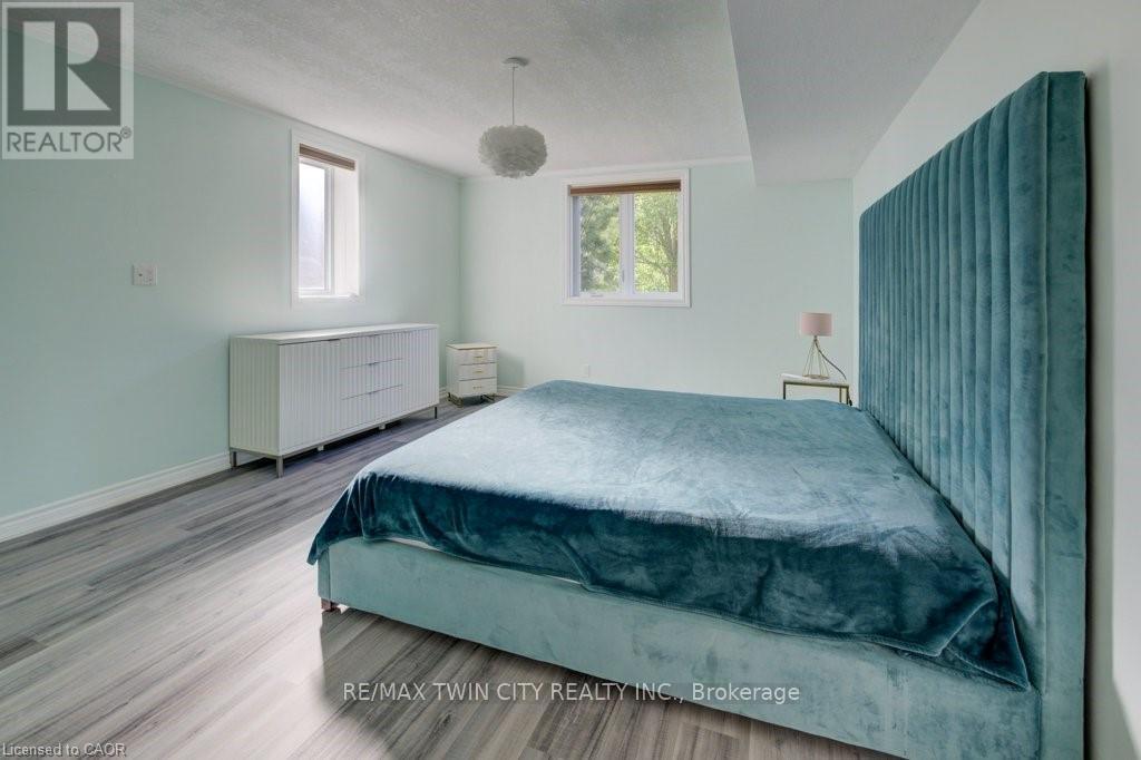 215 Hostetler Road, Wilmot, Ontario  N3A 0B1 - Photo 41 - X12558316