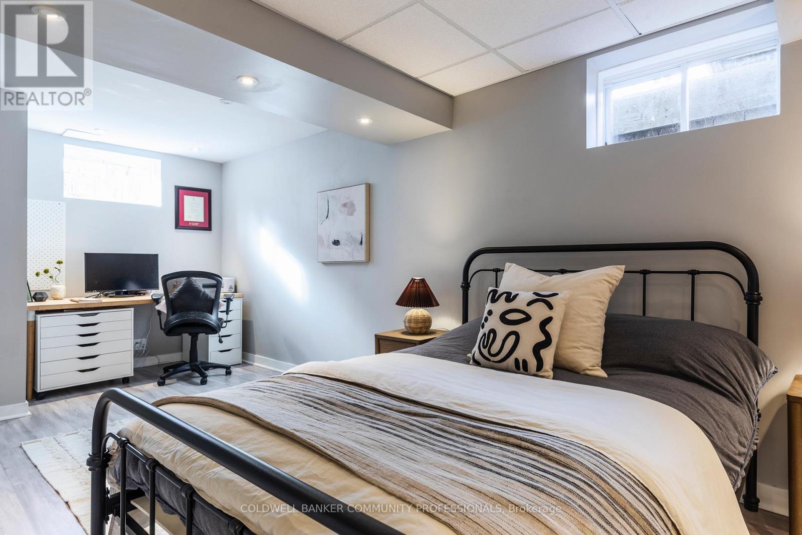 62 Cloverdale Avenue, Hamilton, Ontario  L8K 4M1 - Photo 34 - X12558322