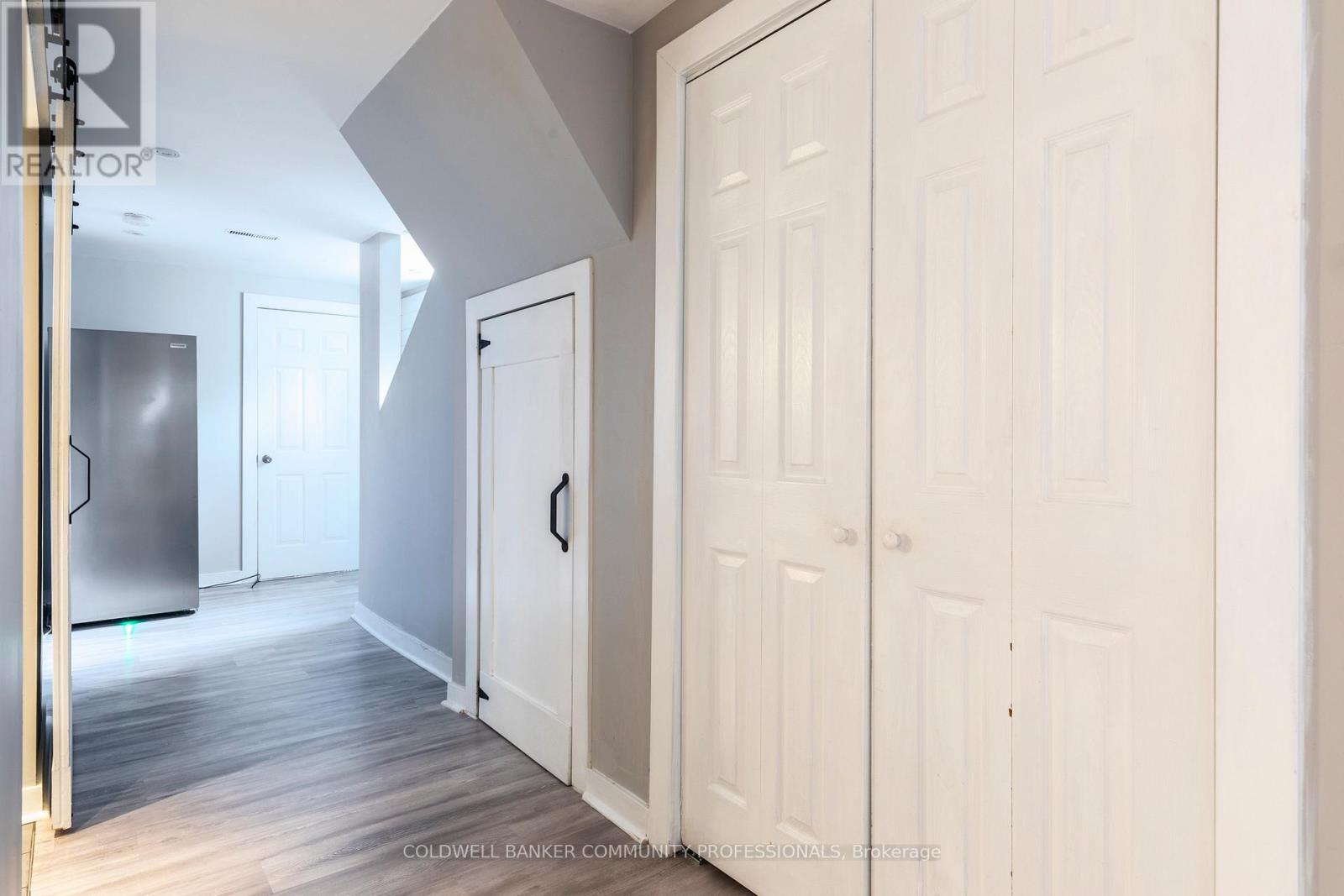 62 Cloverdale Avenue, Hamilton, Ontario  L8K 4M1 - Photo 37 - X12558322