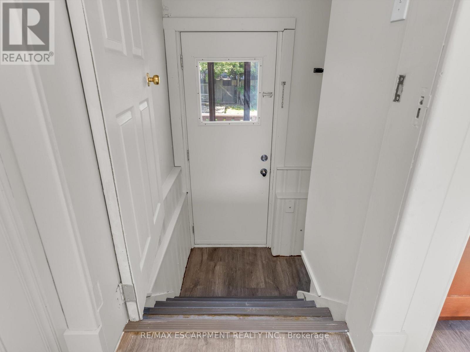 753 Burgess Avenue, Hamilton, Ontario  L8H 6J5 - Photo 18 - X12558346