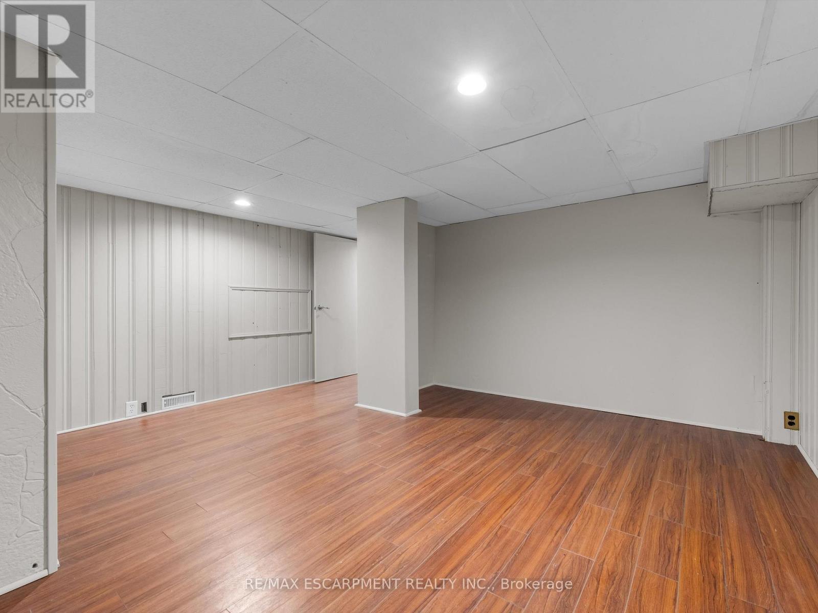 753 Burgess Avenue, Hamilton, Ontario  L8H 6J5 - Photo 25 - X12558346