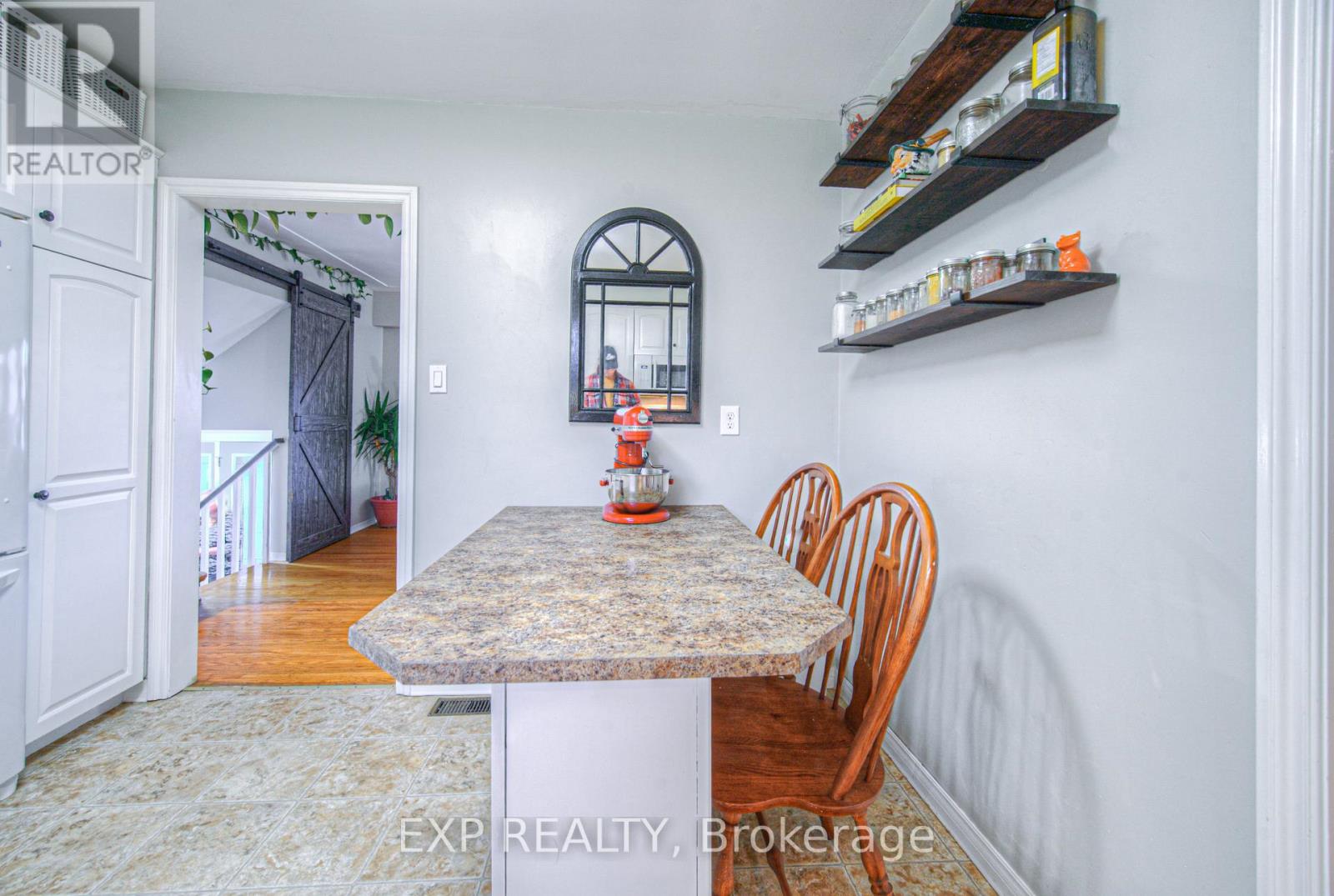 148 Strathcona Crescent, Kitchener, Ontario  N2B 2W9 - Photo 21 - X12558404