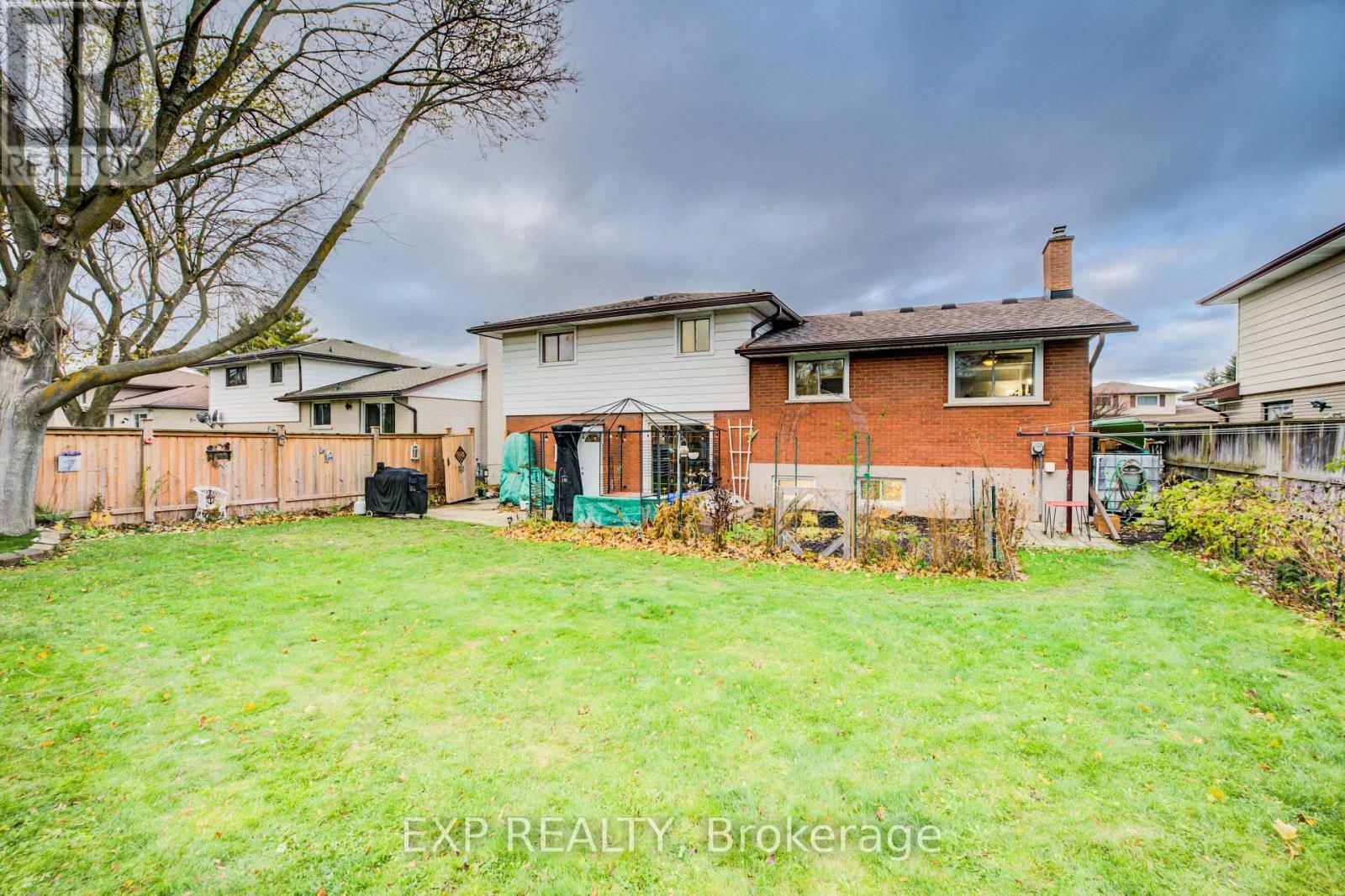 148 Strathcona Crescent, Kitchener, Ontario  N2B 2W9 - Photo 43 - X12558404