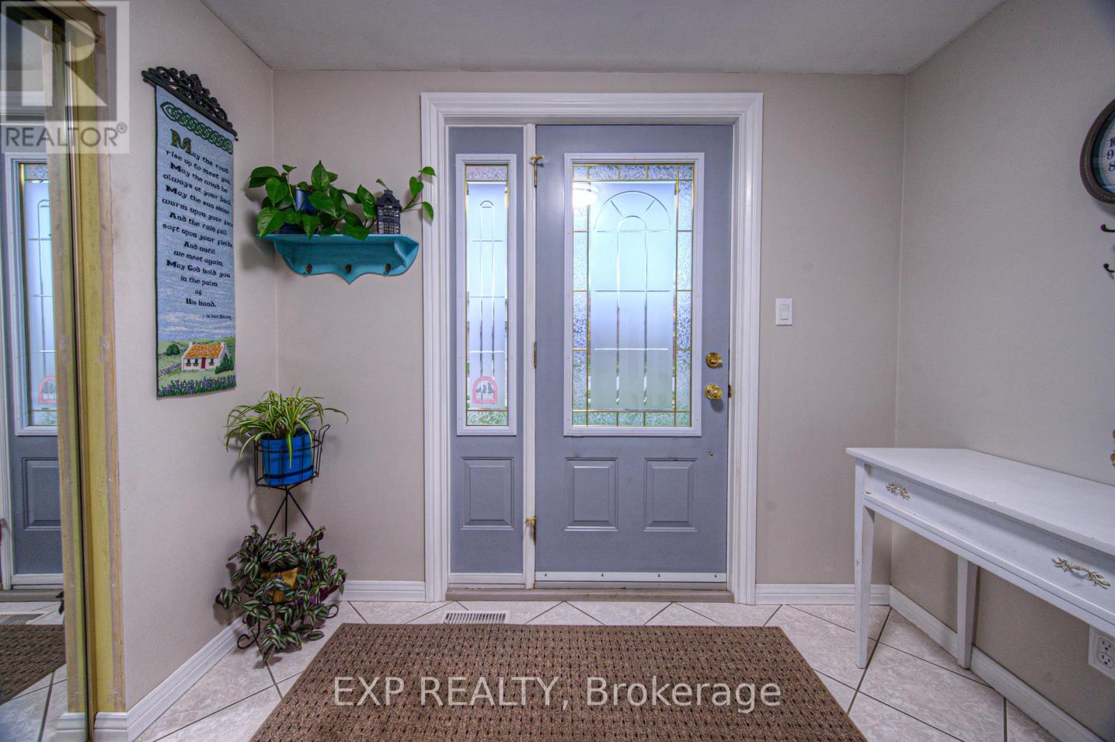 148 Strathcona Crescent, Kitchener, Ontario  N2B 2W9 - Photo 5 - X12558404