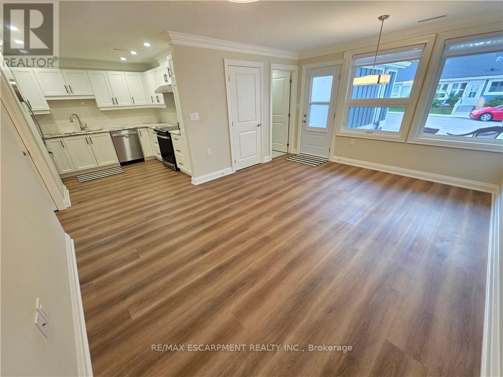 59 Szollosy Circle, Hamilton, Ontario  L9B 1T8 - Photo 7 - X12558406