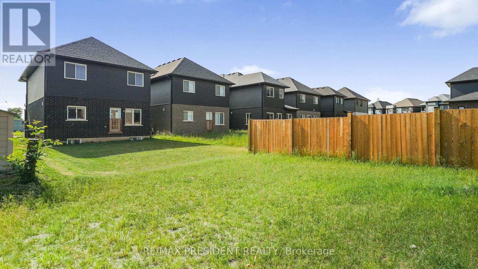 28 Mclaughlin Street, Welland, Ontario  L3B 0J8 - Photo 36 - X12558422