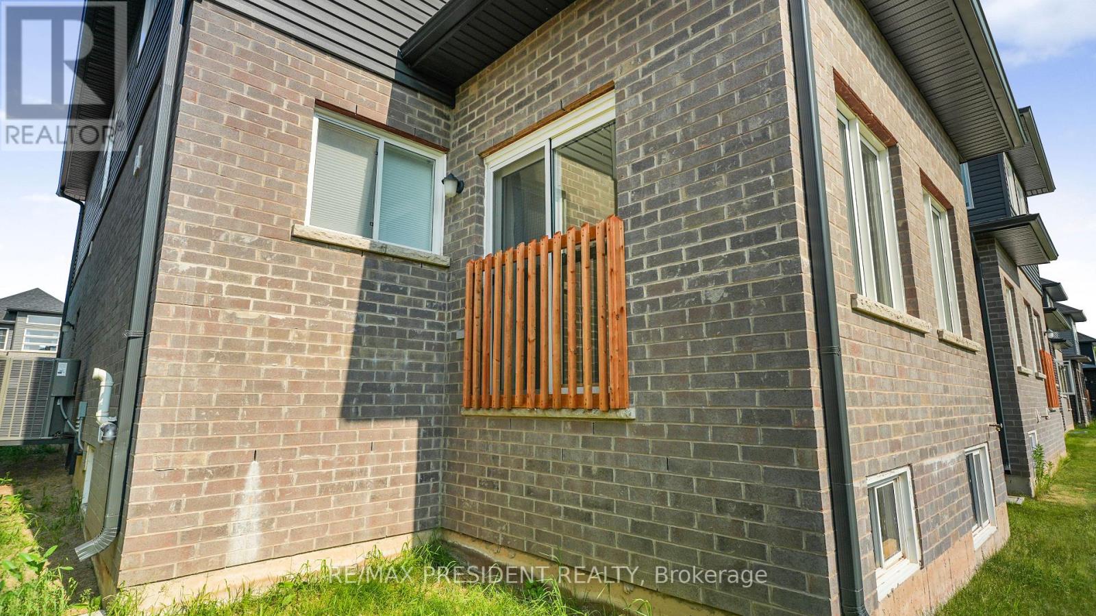 28 Mclaughlin Street, Welland, Ontario  L3B 0J8 - Photo 37 - X12558422