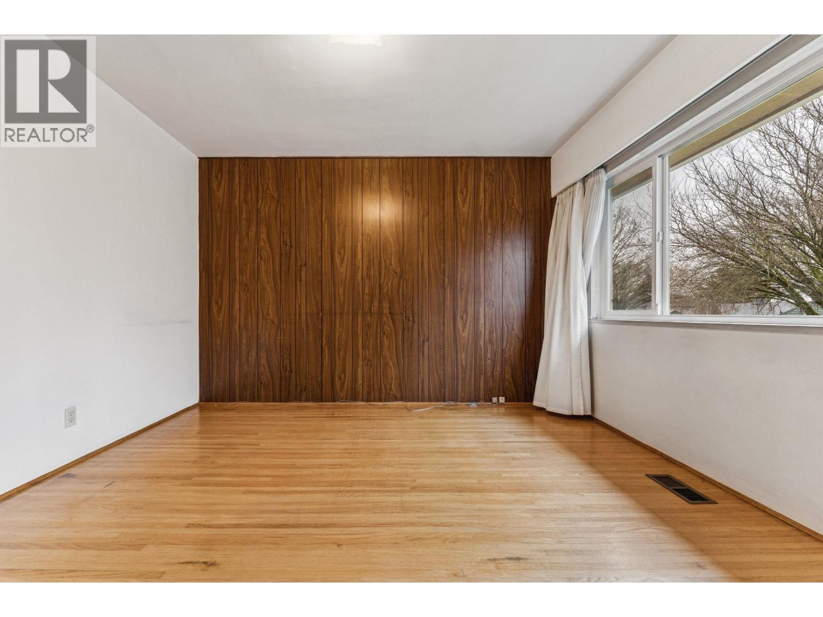 1521 E 64th Avenue, Vancouver, British Columbia  V5P 2M4 - Photo 12 - R3068665