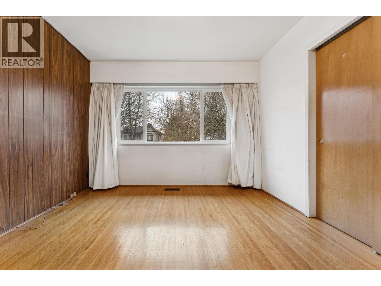 1521 E 64th Avenue, Vancouver, British Columbia  V5P 2M4 - Photo 13 - R3068665