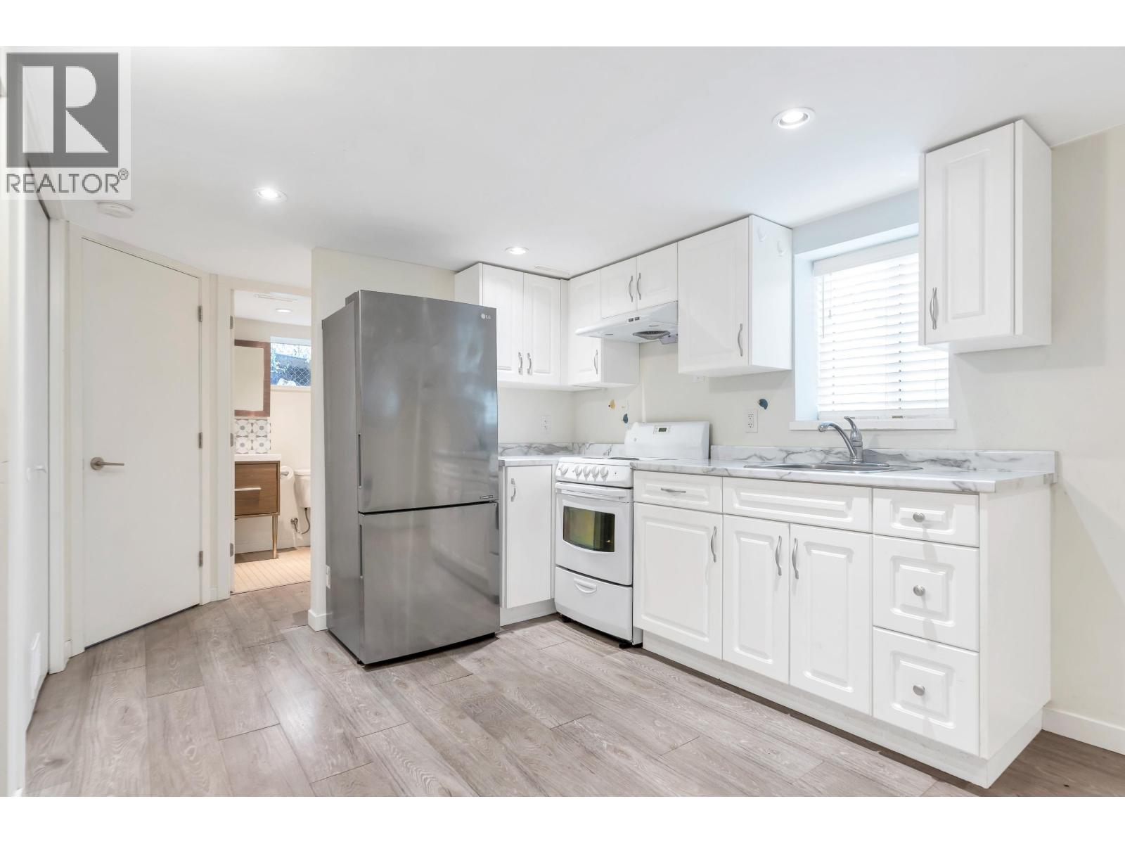 2052 E 41st Avenue, Vancouver, British Columbia  V5P 1L4 - Photo 27 - R3068510