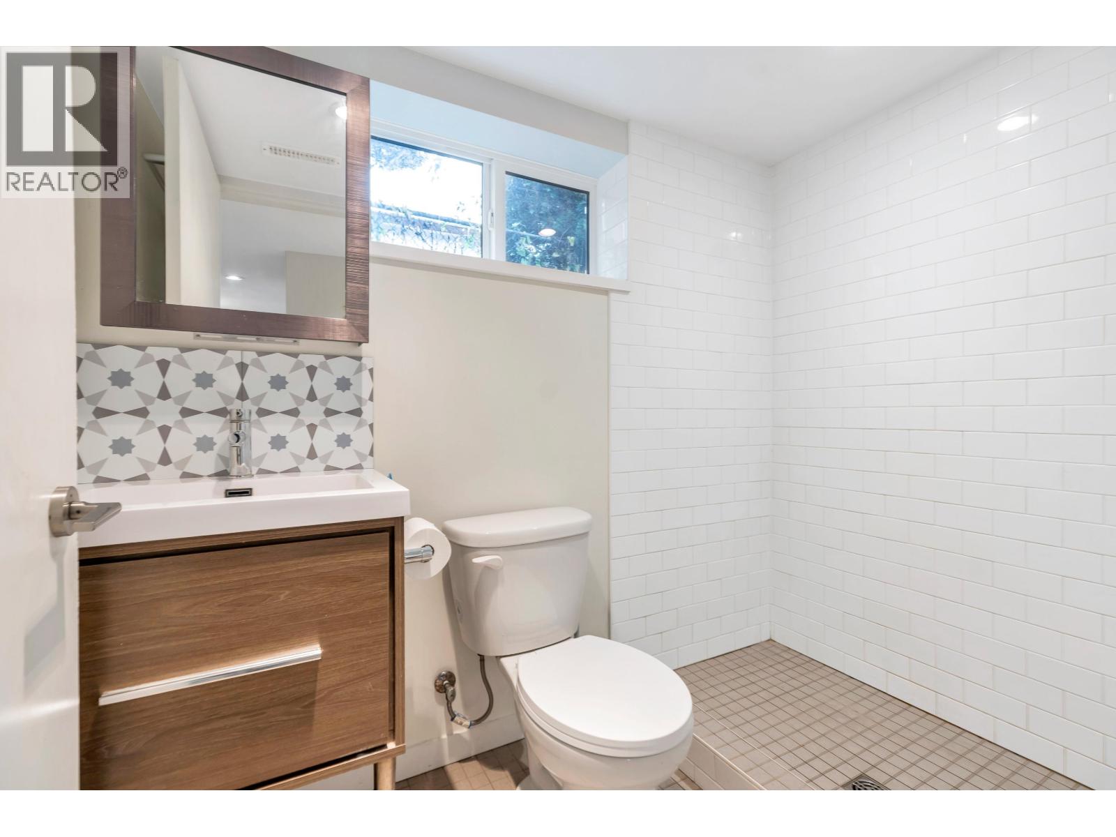 2052 E 41st Avenue, Vancouver, British Columbia  V5P 1L4 - Photo 36 - R3068510