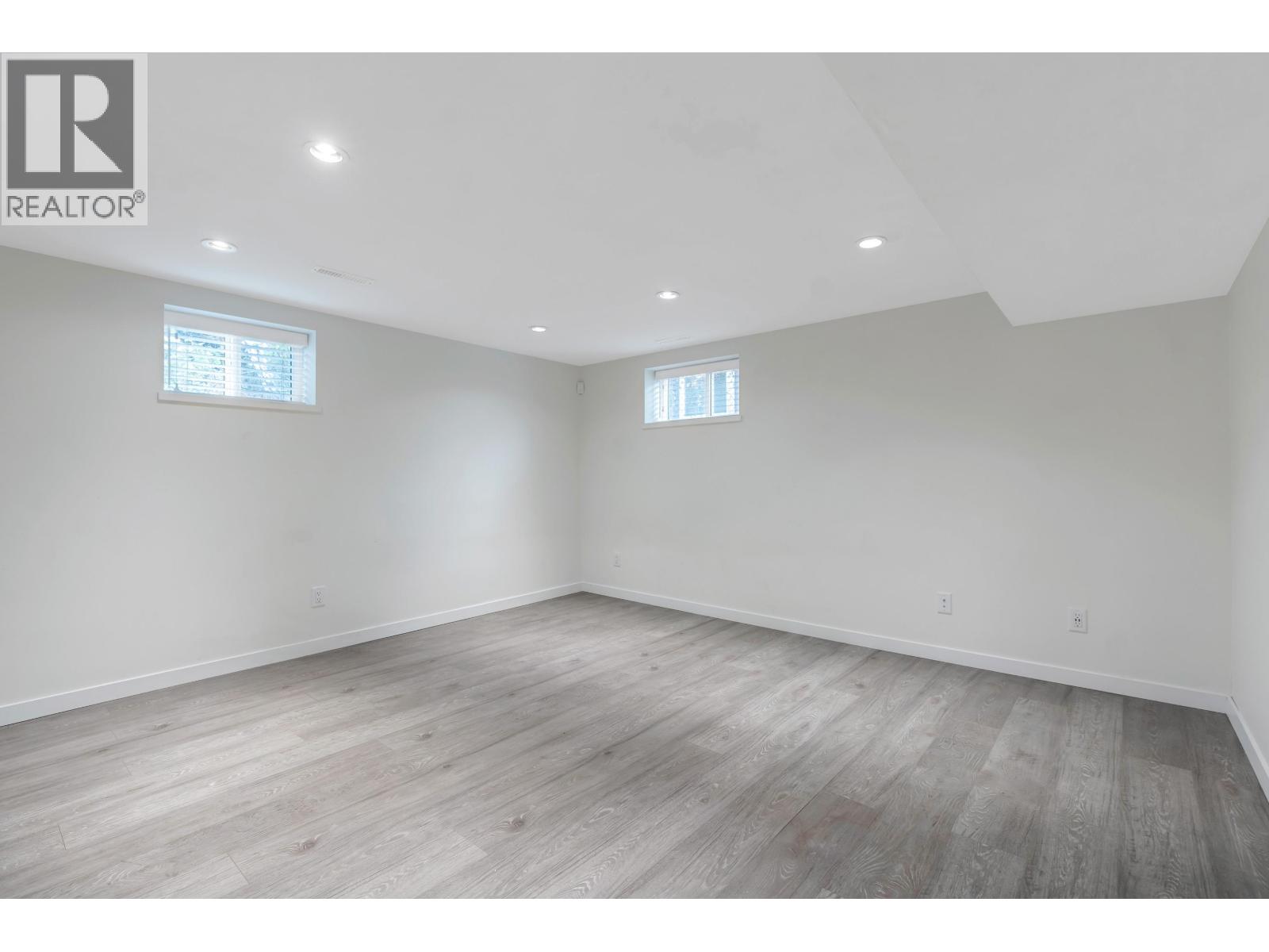 2052 E 41st Avenue, Vancouver, British Columbia  V5P 1L4 - Photo 31 - R3068510