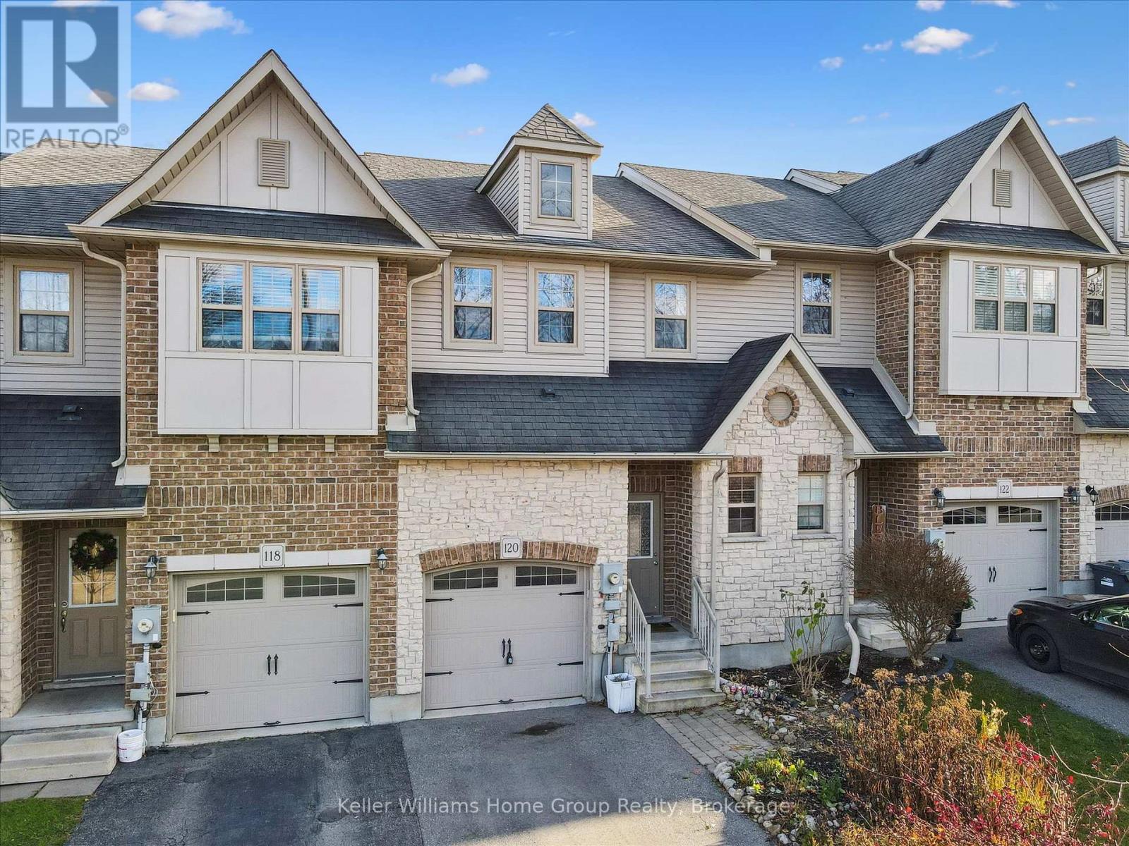 120 CREIGHTON AVENUE, Guelph, Ontario