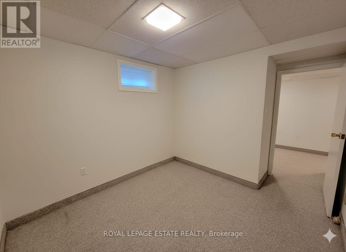 Lower - 256 Sylvan Avenue, Toronto, Ontario  M1E 1A6 - Photo 19 - E12397439