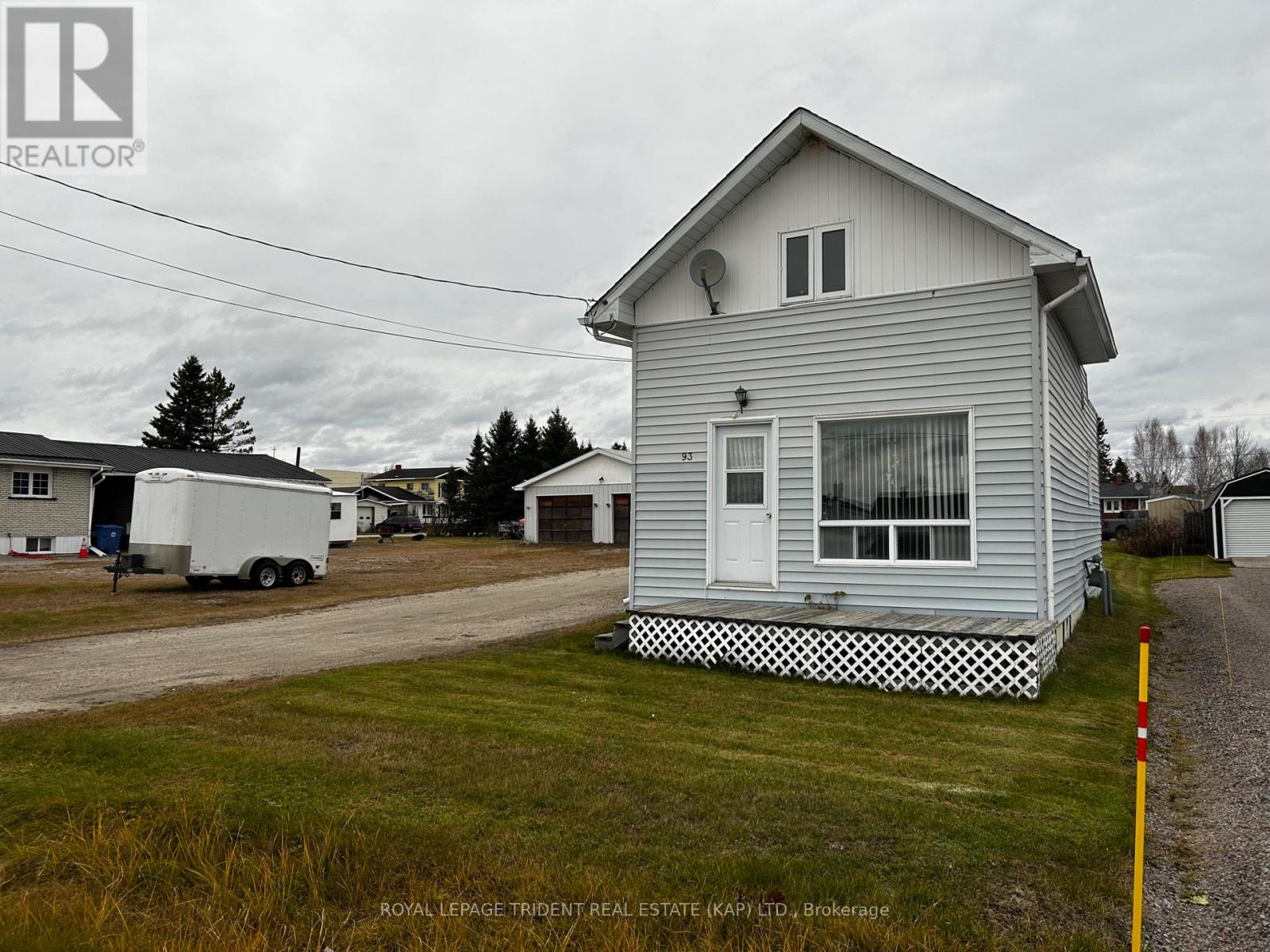 93 Leonard Avenue, Kapuskasing, Ontario  P0L 1V0 - Photo 2 - T12515758