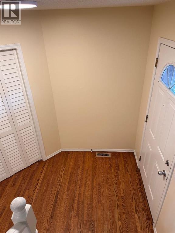 513 Citadel Meadow Bay Nw, Calgary, Alberta  T3G 4Y9 - Photo 2 - A2262359