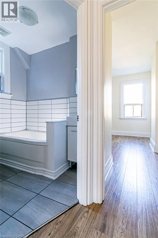 49 Madison Avenue, Hamilton, Ontario L8L 5Y5 - Photo 31 - 40789242