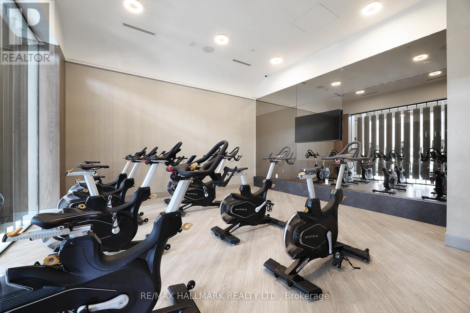 343 - 20 Inn On The Park Drive, Toronto, Ontario  M3C 0P8 - Photo 27 - C12423866