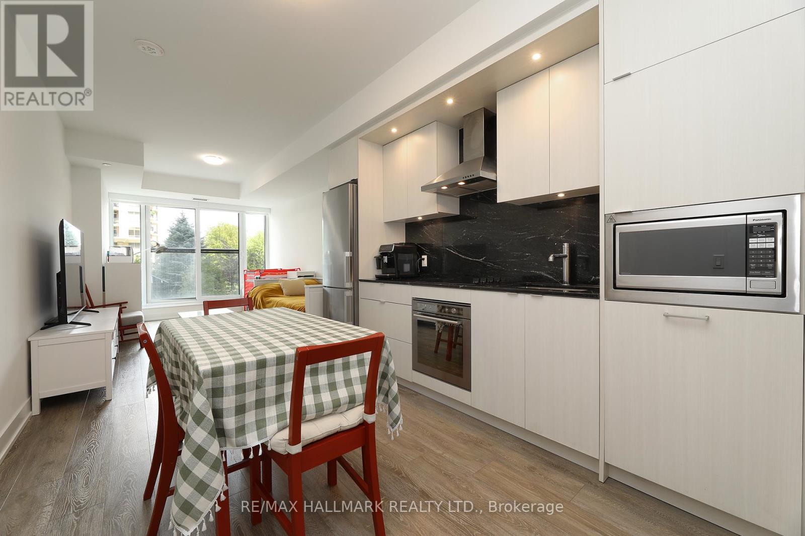 343 - 20 Inn On The Park Drive, Toronto, Ontario  M3C 0P8 - Photo 8 - C12423866