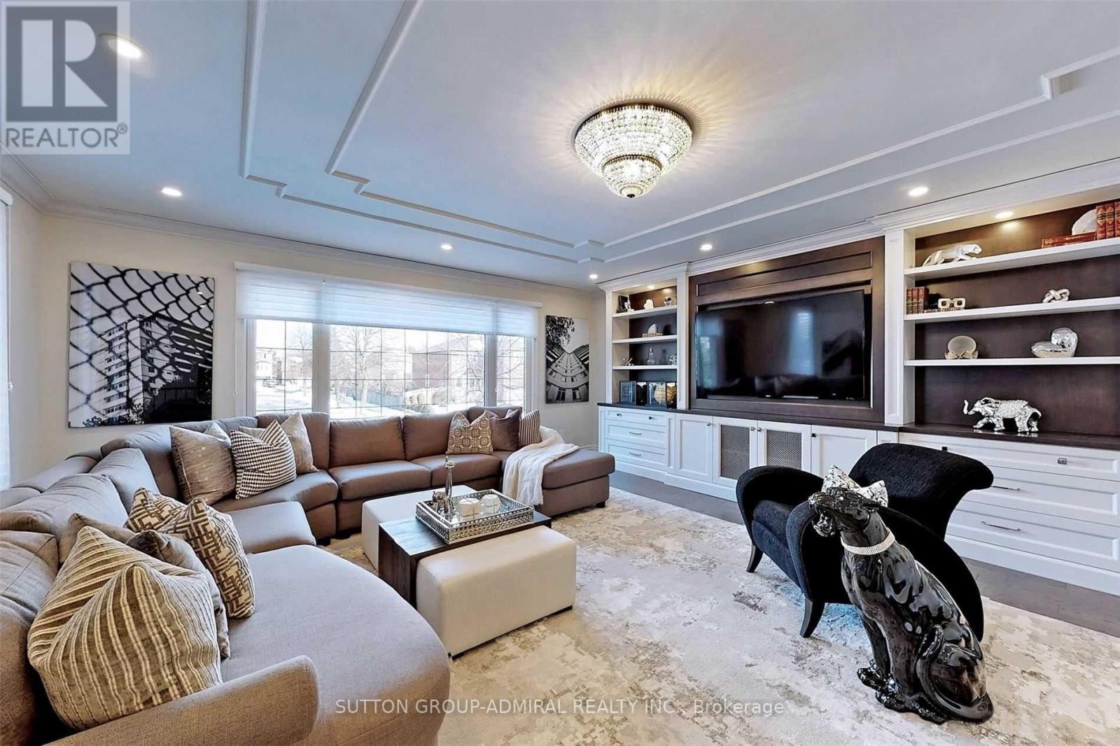 45 Pinewood Drive, Vaughan, Ontario L4J 5N8 - Photo 25 - N12554860