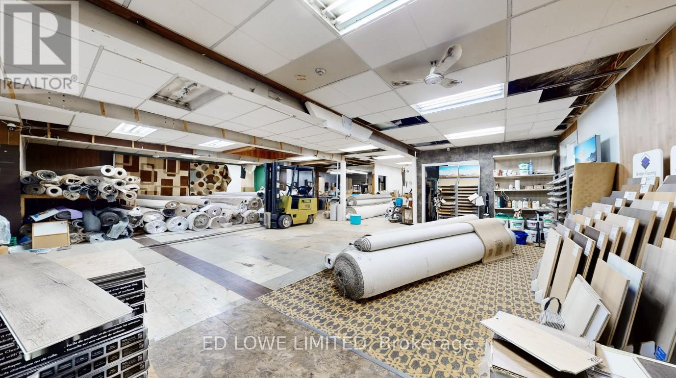 345 Atherley Road, Orillia, Ontario  L3V 1N9 - Photo 10 - S12370737