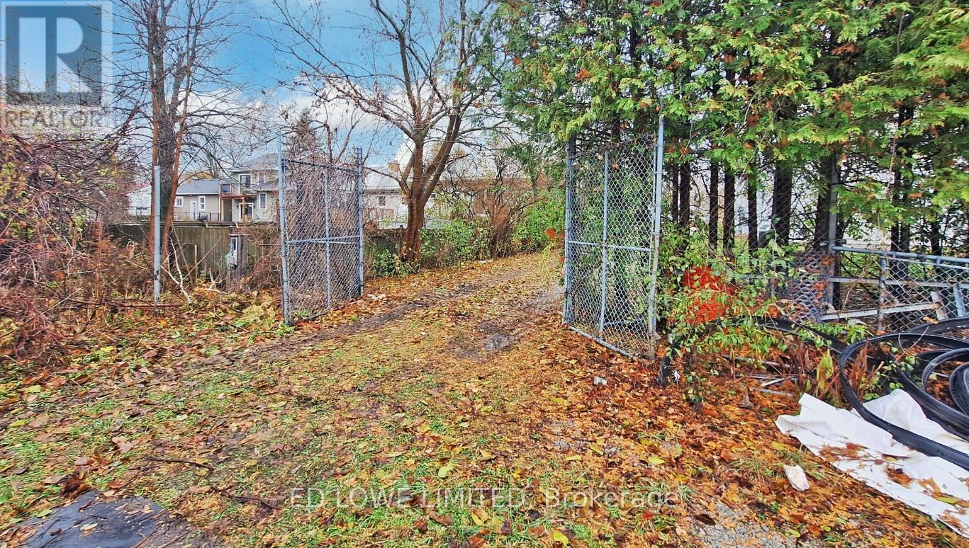 345 Atherley Road, Orillia, Ontario  L3V 1N9 - Photo 35 - S12370737