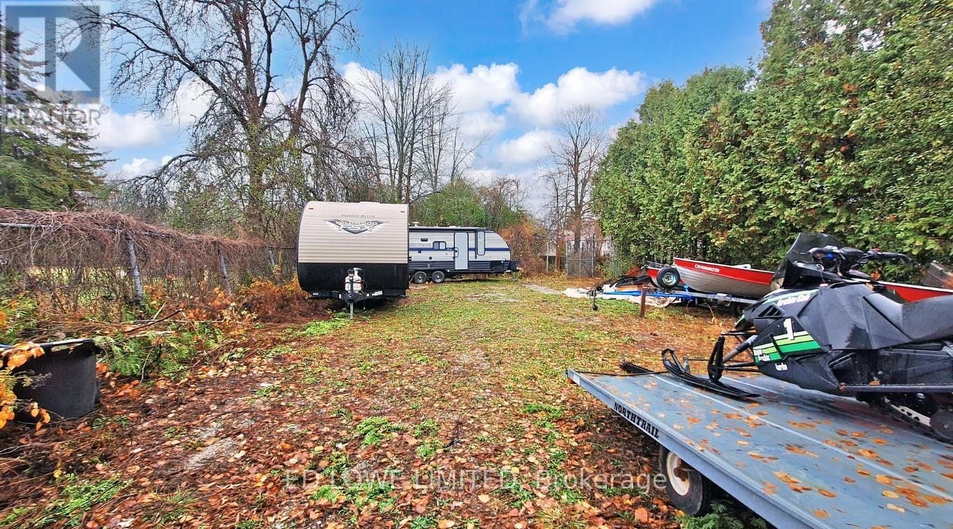 345 Atherley Road, Orillia, Ontario  L3V 1N9 - Photo 34 - S12370737