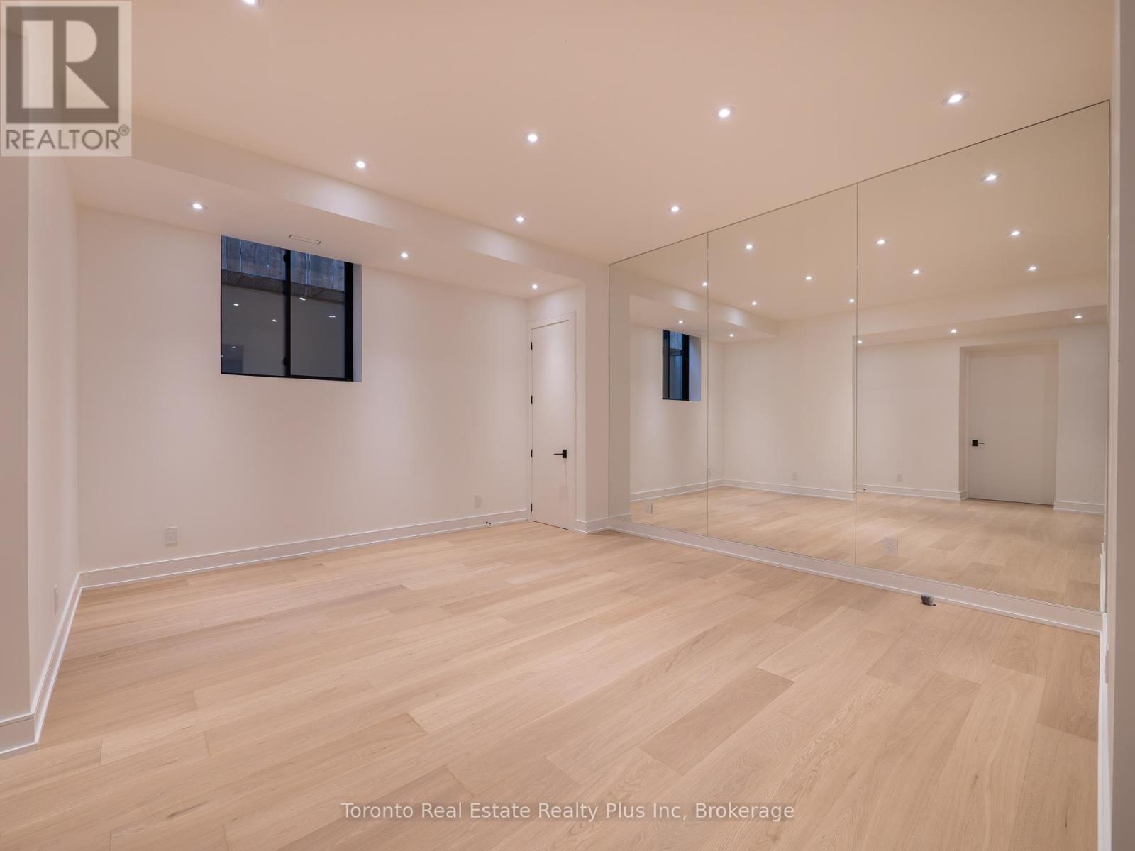 1160 Mona Road, Mississauga, Ontario L5G 2Z7 - Photo 41 - W12554610