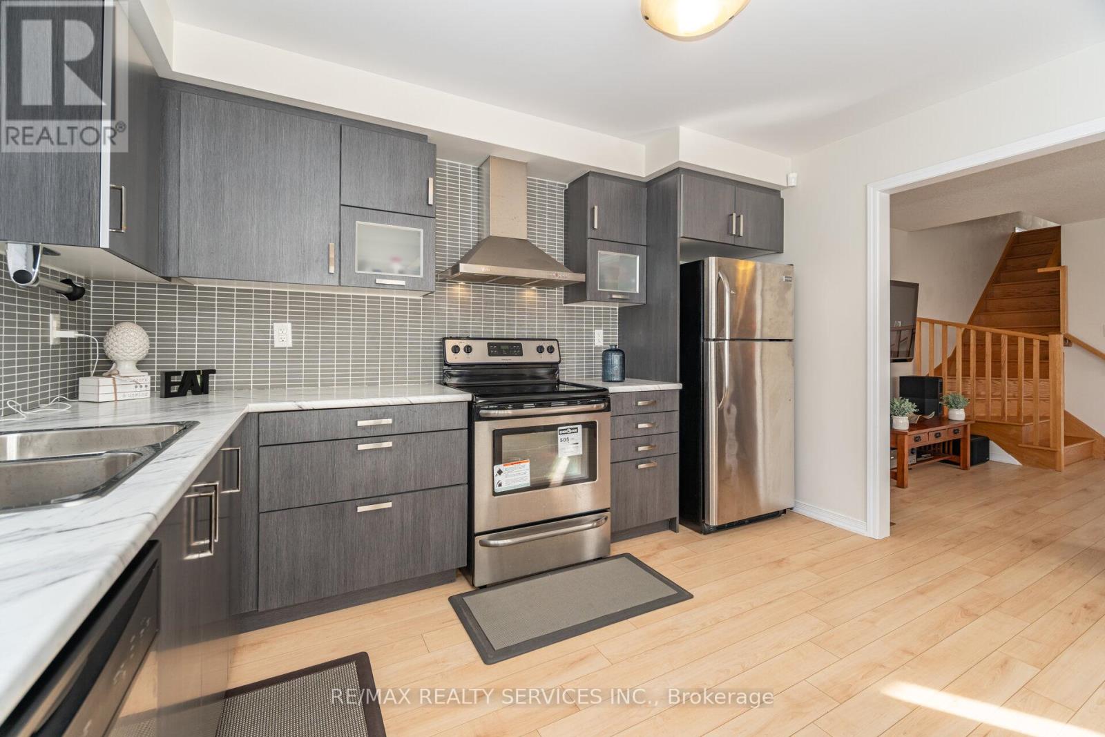 144 Baffin Crescent, Brampton, Ontario  L7A 0C7 - Photo 21 - W12557456