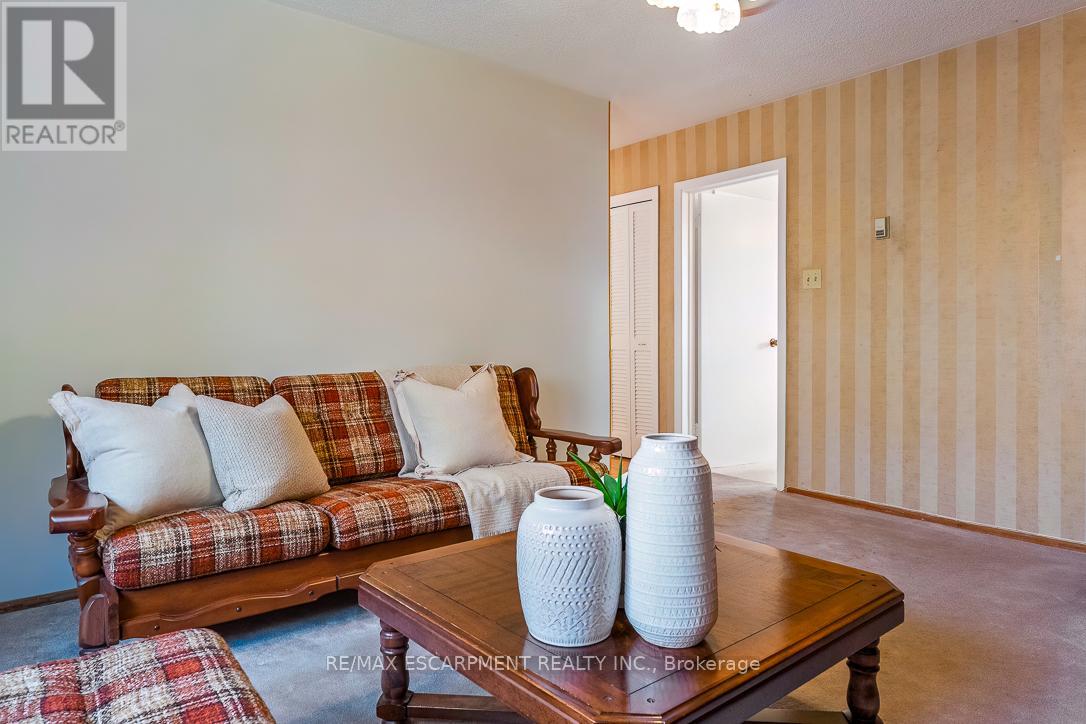 65 Harborn Road, Mississauga, Ontario  L5B 1A5 - Photo 24 - W12558164