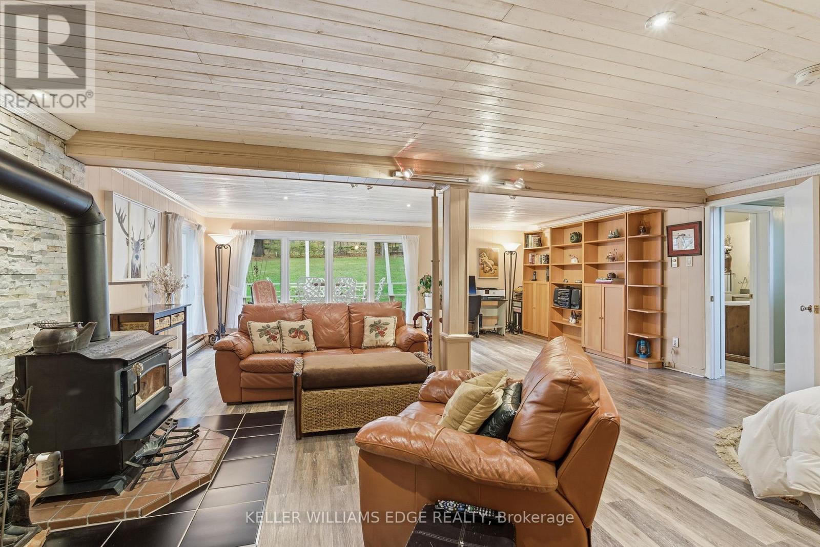 5600 Cedar Springs Road, Burlington, Ontario L7P 0B9 - Photo 26 - W12558486