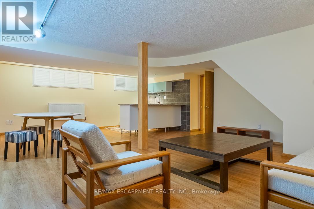 65 Harborn Road, Mississauga, Ontario  L5B 1A5 - Photo 40 - W12558164