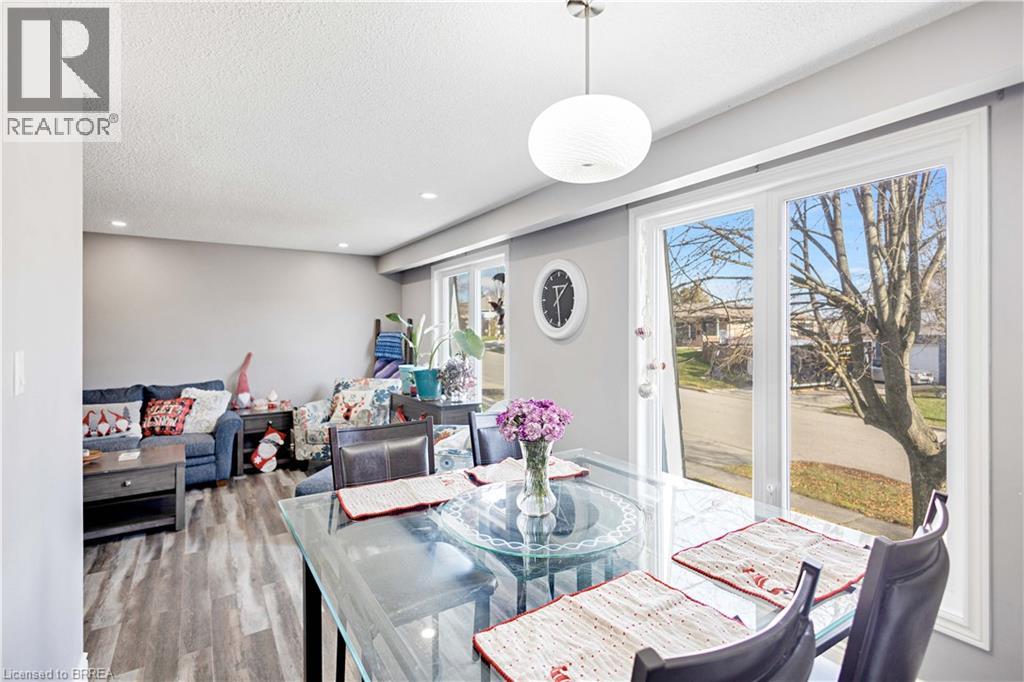 36 Valerie Court, Cambridge, Ontario  N3C 3H4 - Photo 11 - 40788975