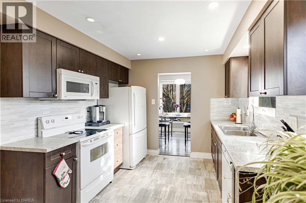 36 Valerie Court, Cambridge, Ontario  N3C 3H4 - Photo 14 - 40788975