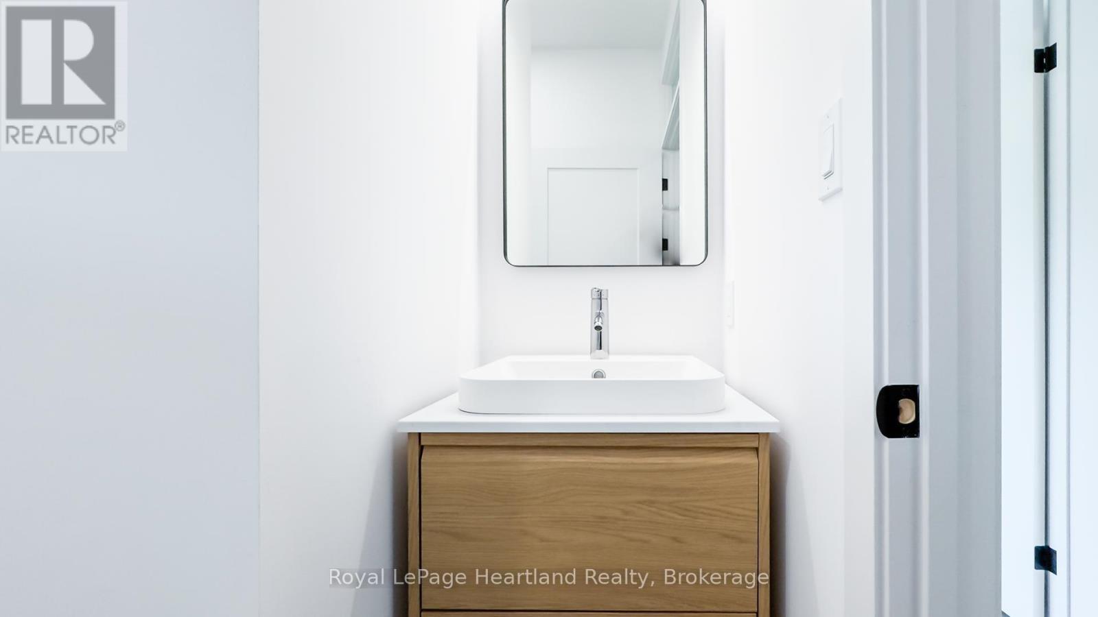 89 Isobel Street, Ashfield-Colborne-Wawanosh, Ontario N0M 1R0 - Photo 18 - X12332511